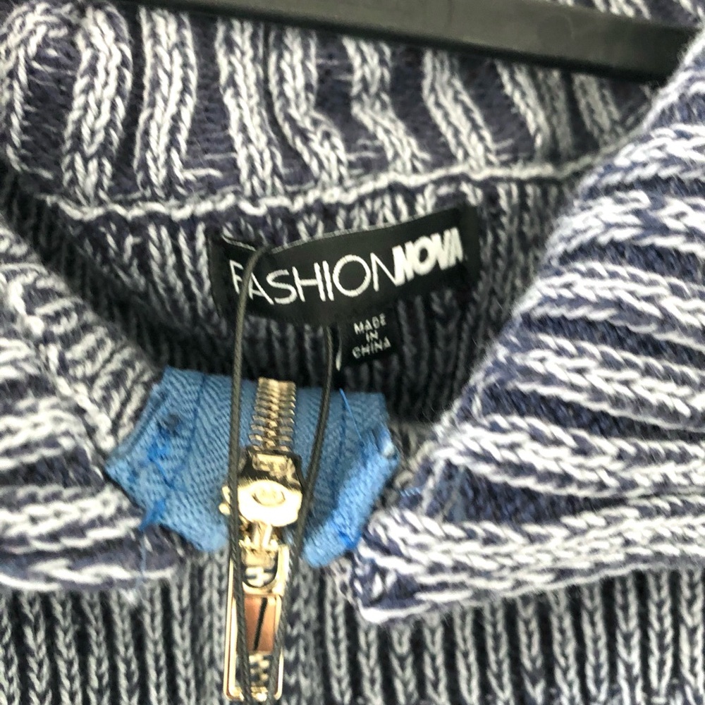 NWT Fashion Nova Navy and White Knit Sweater - Picture 2 of 5